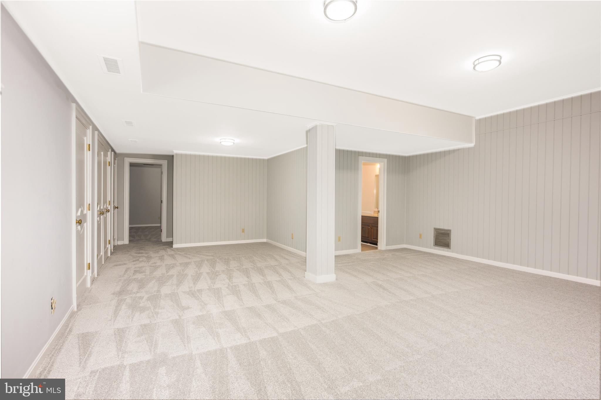 FARMINGTON - Residential