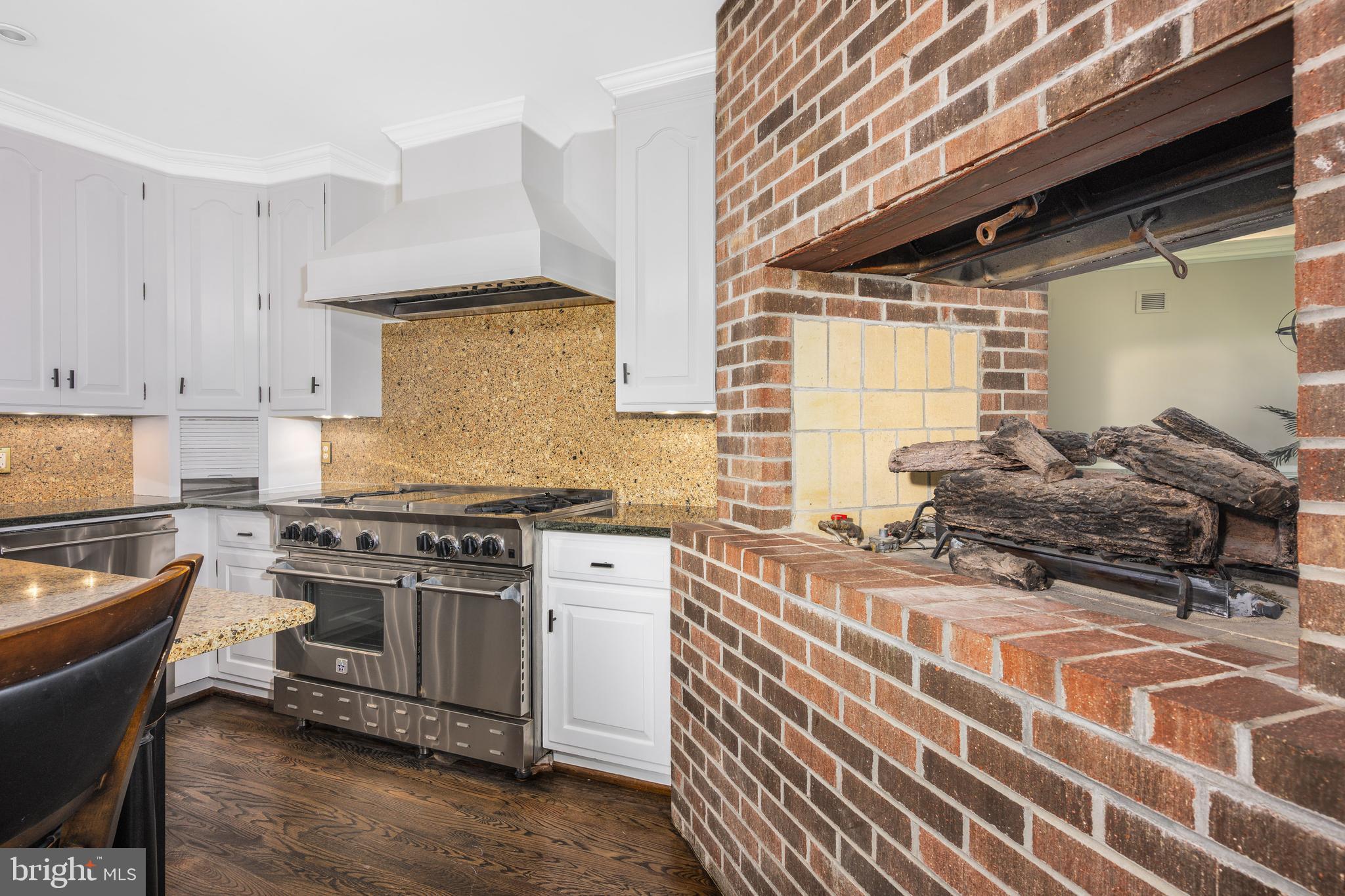 FARMINGTON - Residential