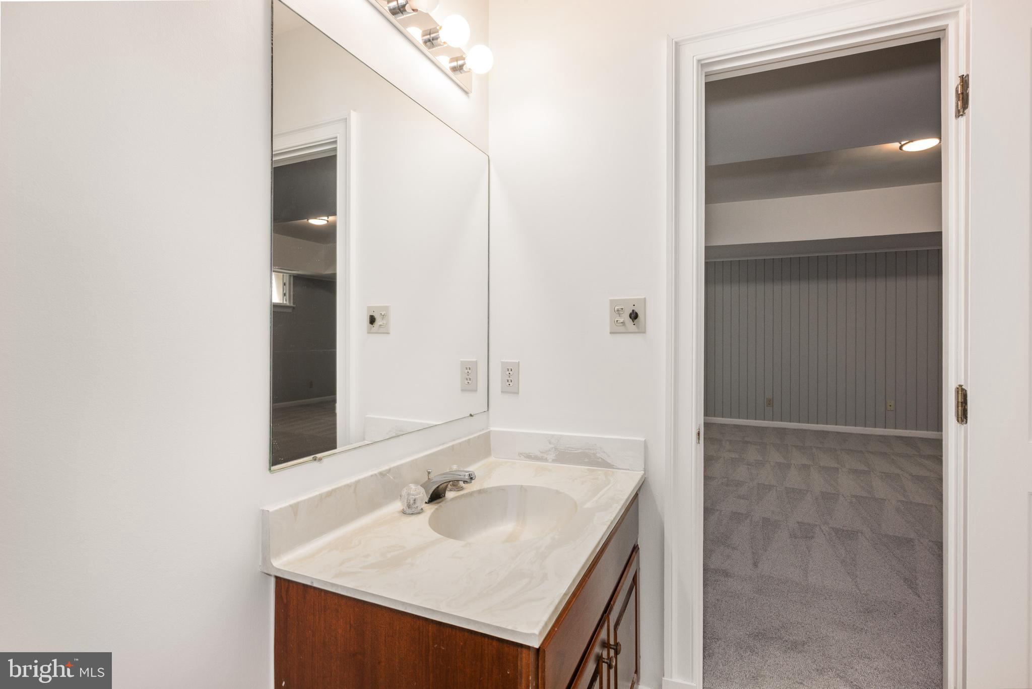 FARMINGTON - Residential