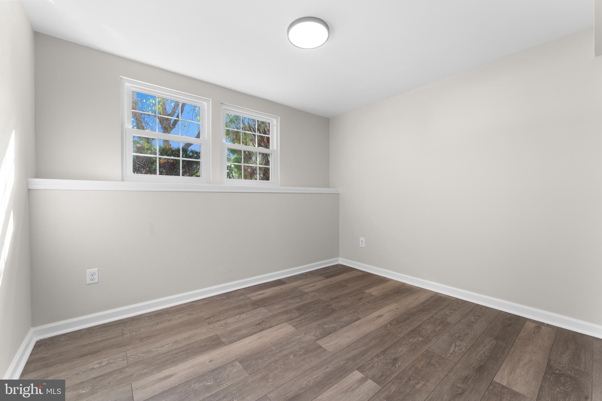 WELLINGTON/CLOVERHILL - Residential