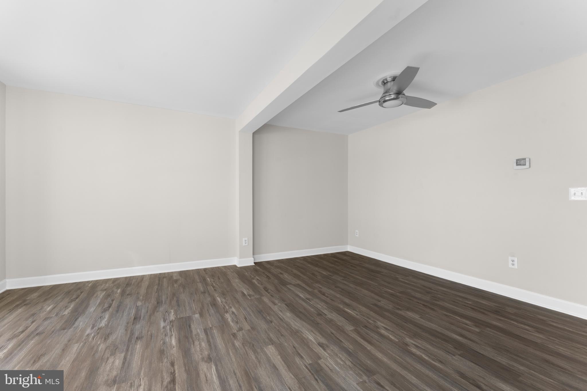 WELLINGTON/CLOVERHILL - Residential