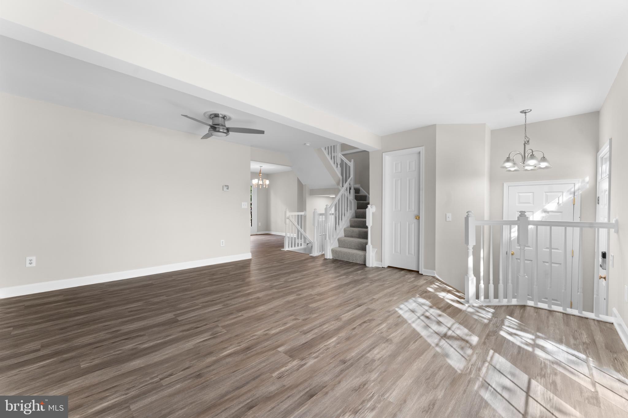 WELLINGTON/CLOVERHILL - Residential