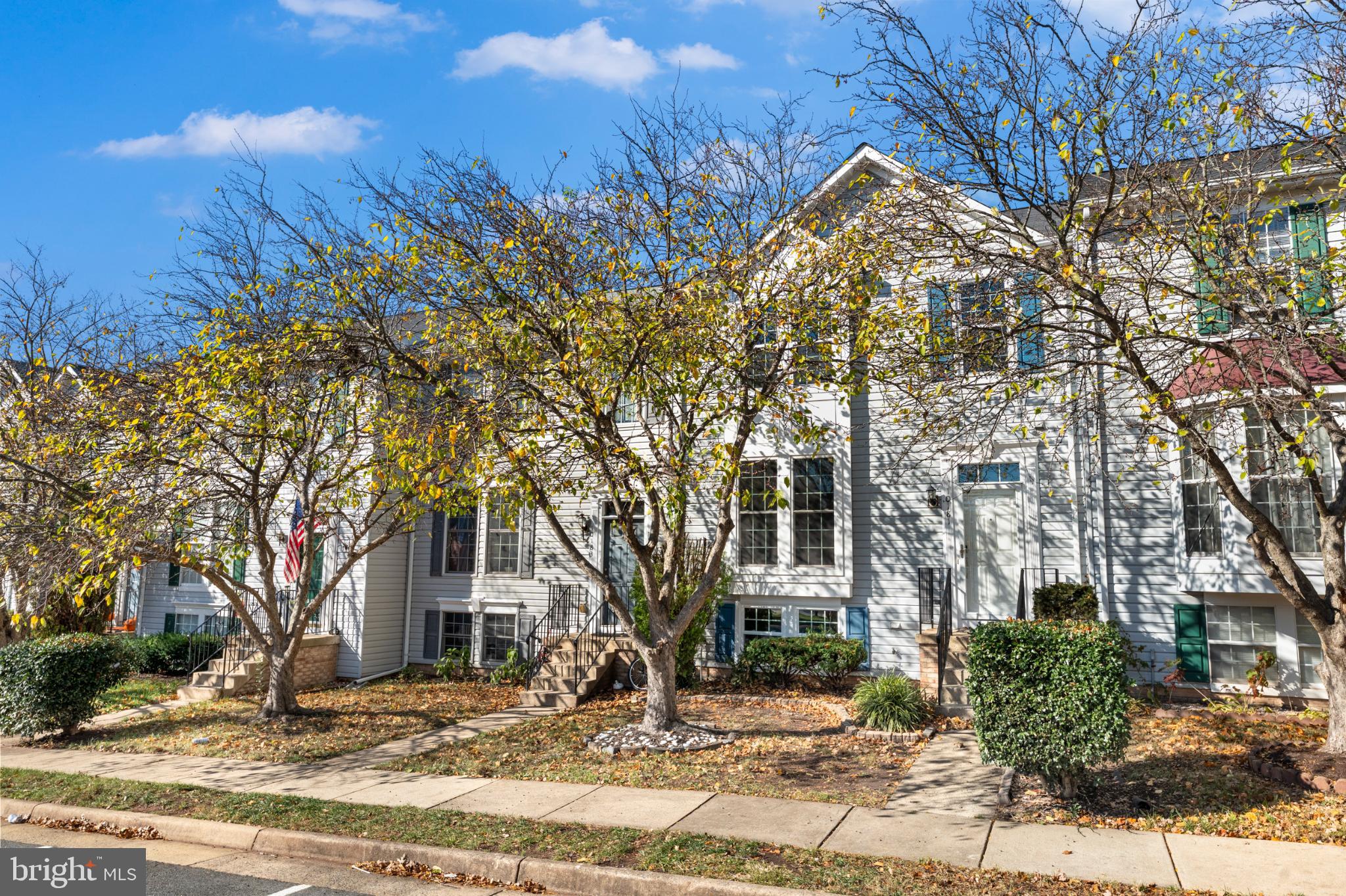 WELLINGTON/CLOVERHILL - Residential