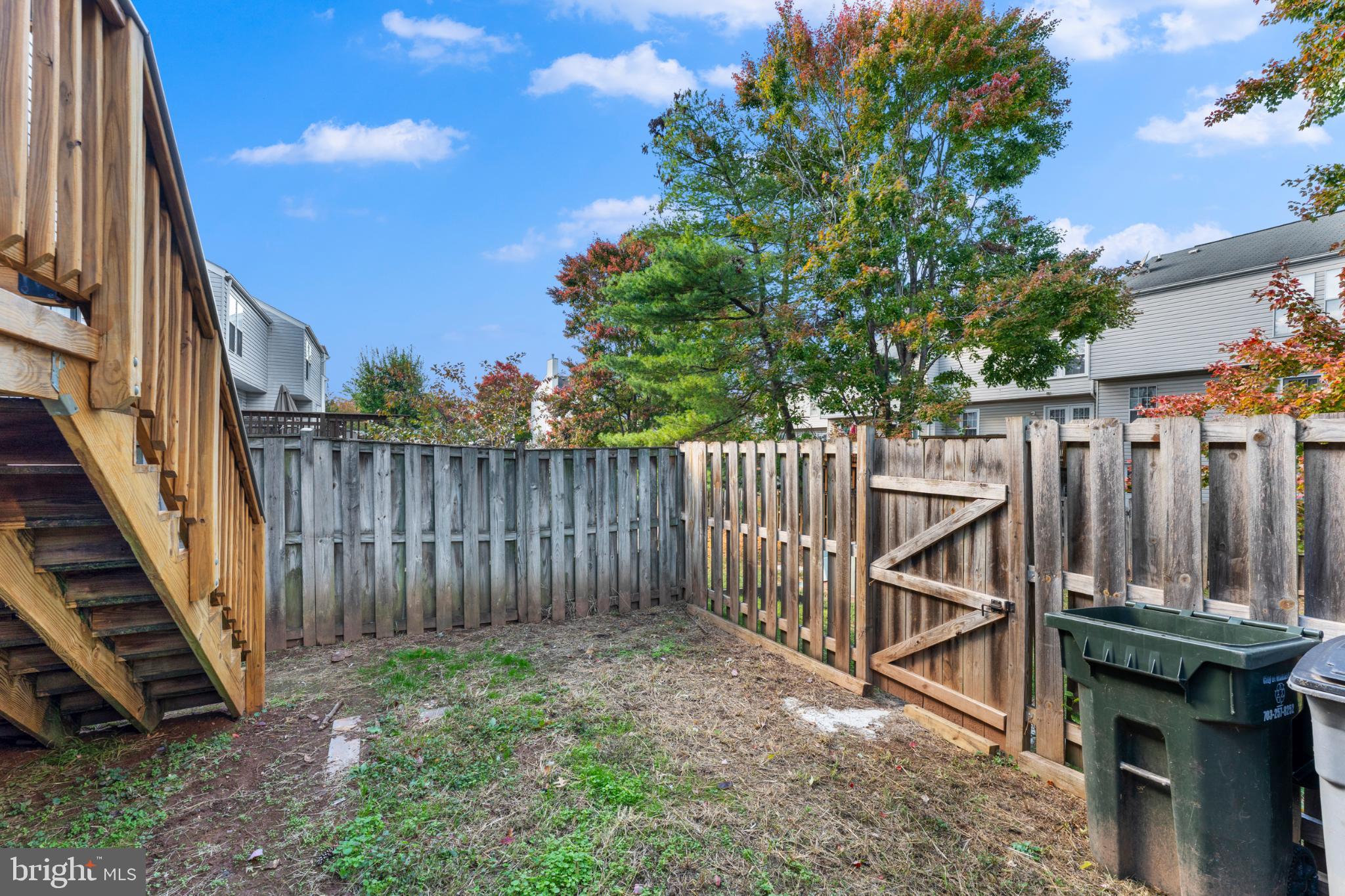 WELLINGTON/CLOVERHILL - Residential