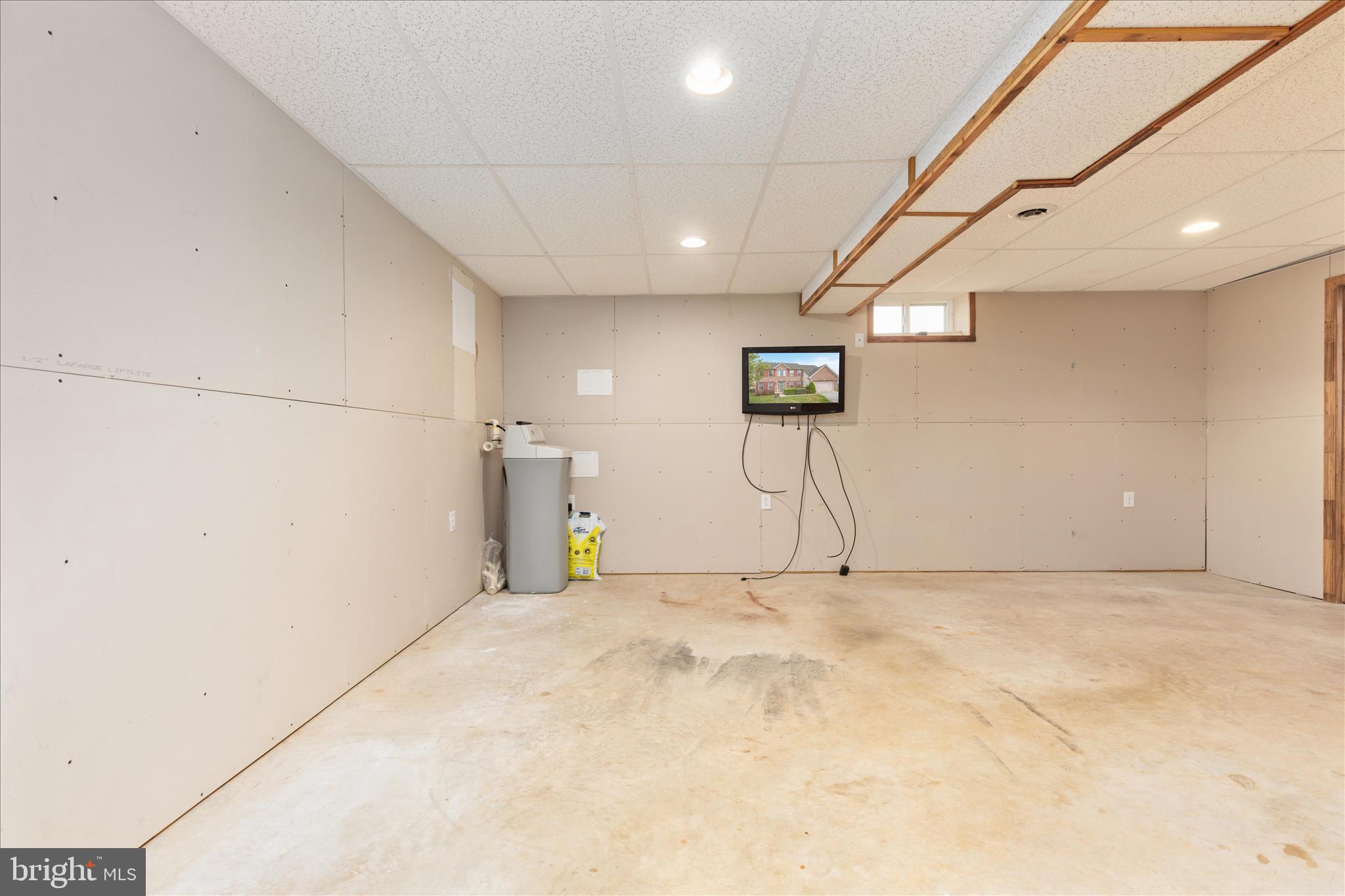 MCCAULEY CROSSING - Residential