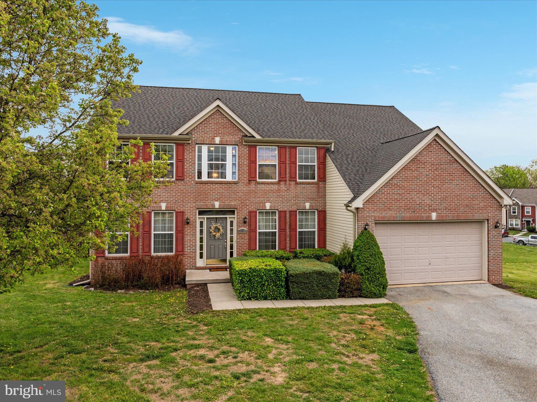 MCCAULEY CROSSING - Residential