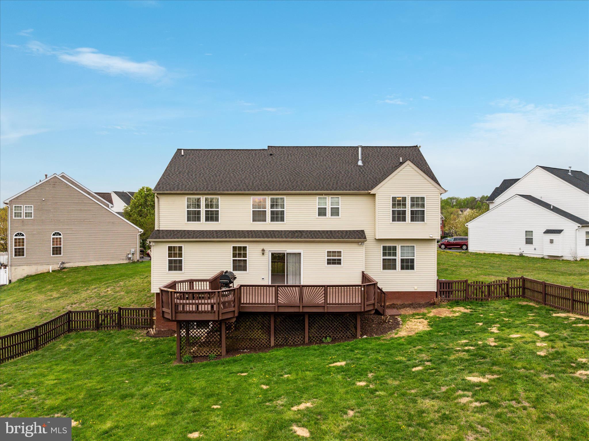 MCCAULEY CROSSING - Residential