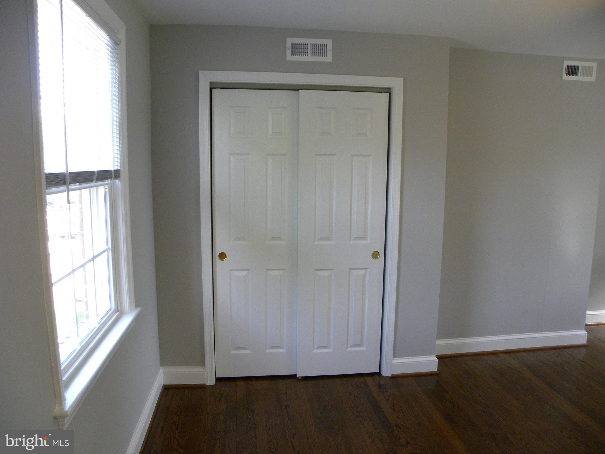 ROSEMONT - Residential Lease