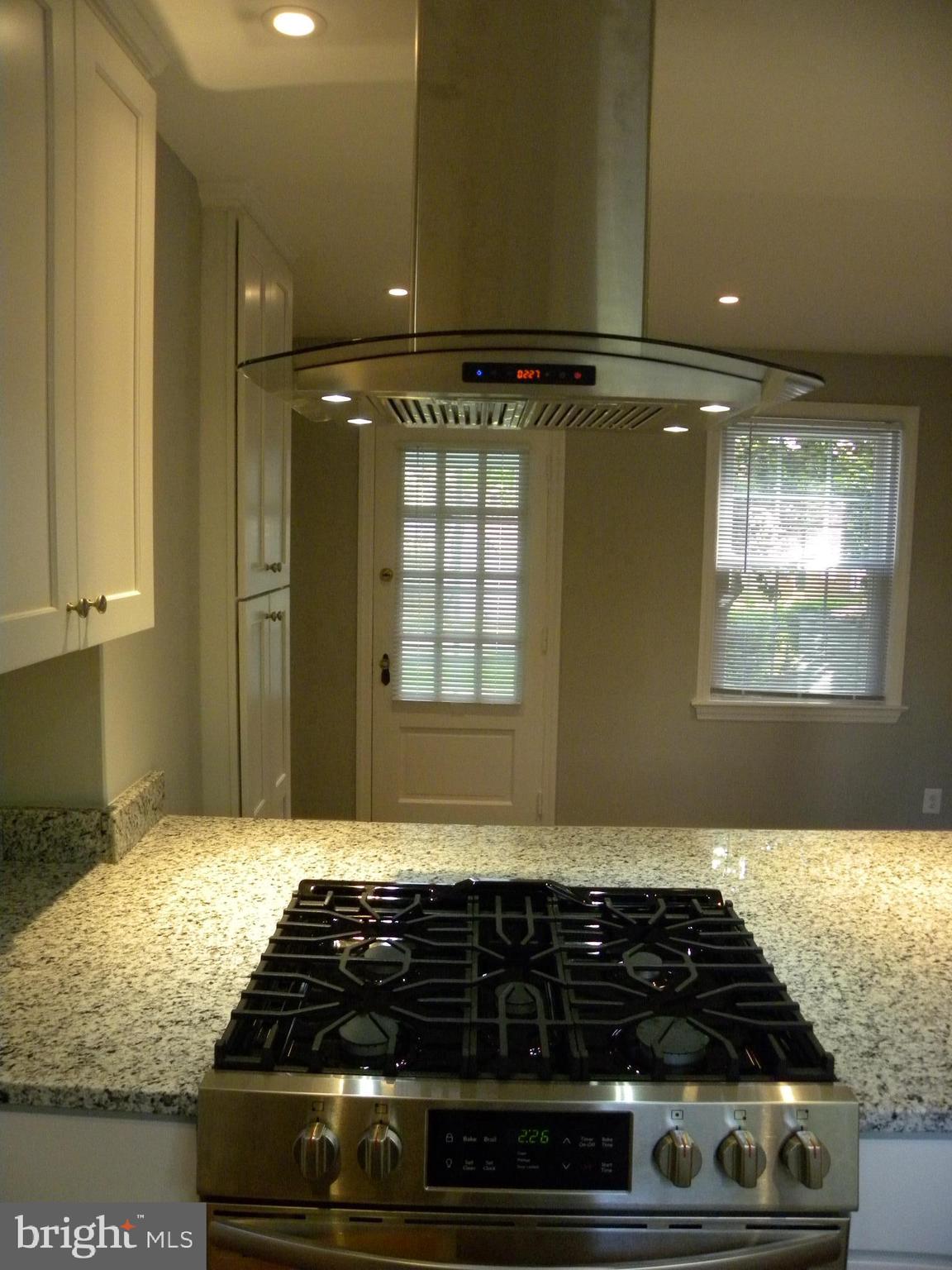 ROSEMONT - Residential Lease