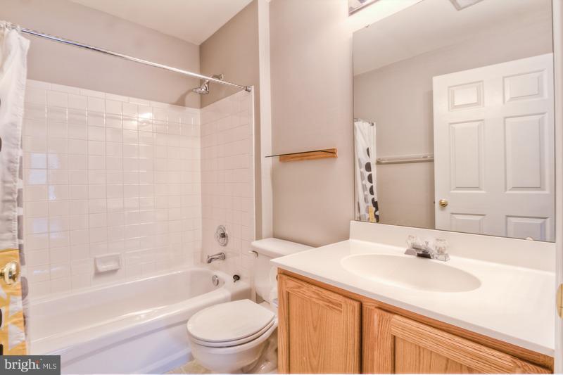 AUTUMN RIDGE - Residential