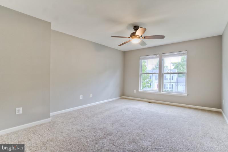 AUTUMN RIDGE - Residential