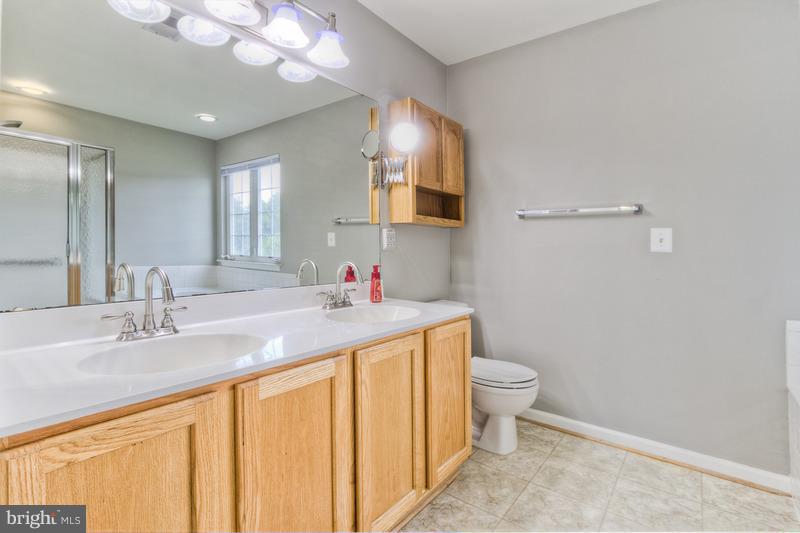 AUTUMN RIDGE - Residential