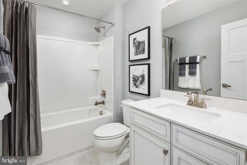 TWO RIVERS - Residential