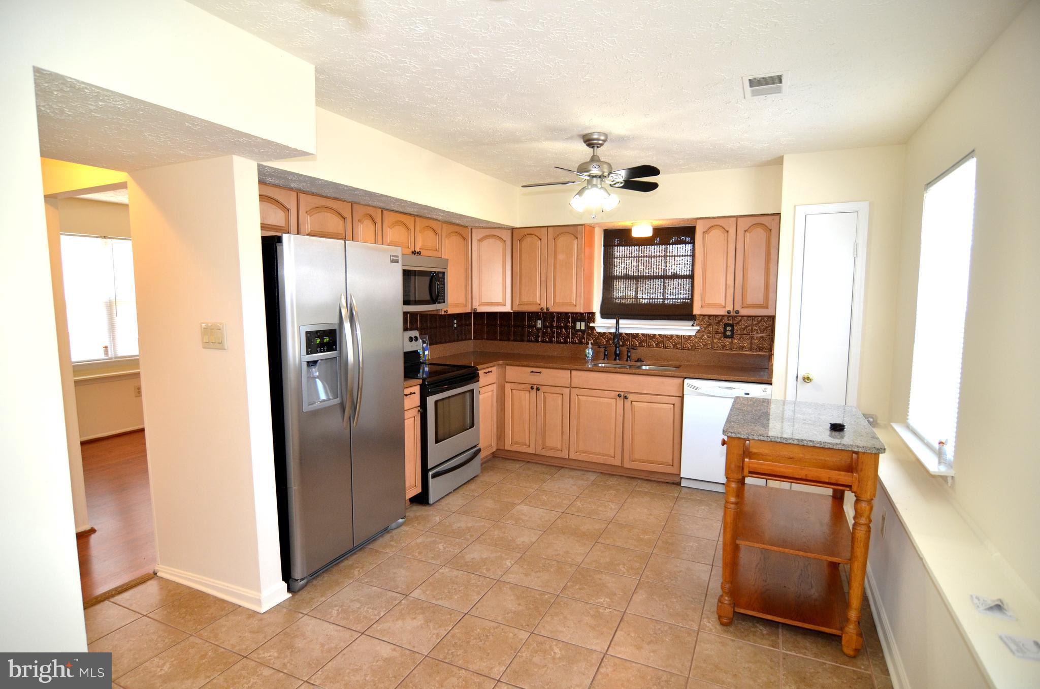 ST CHARLES SUB - WAKEFIELD - Residential Lease