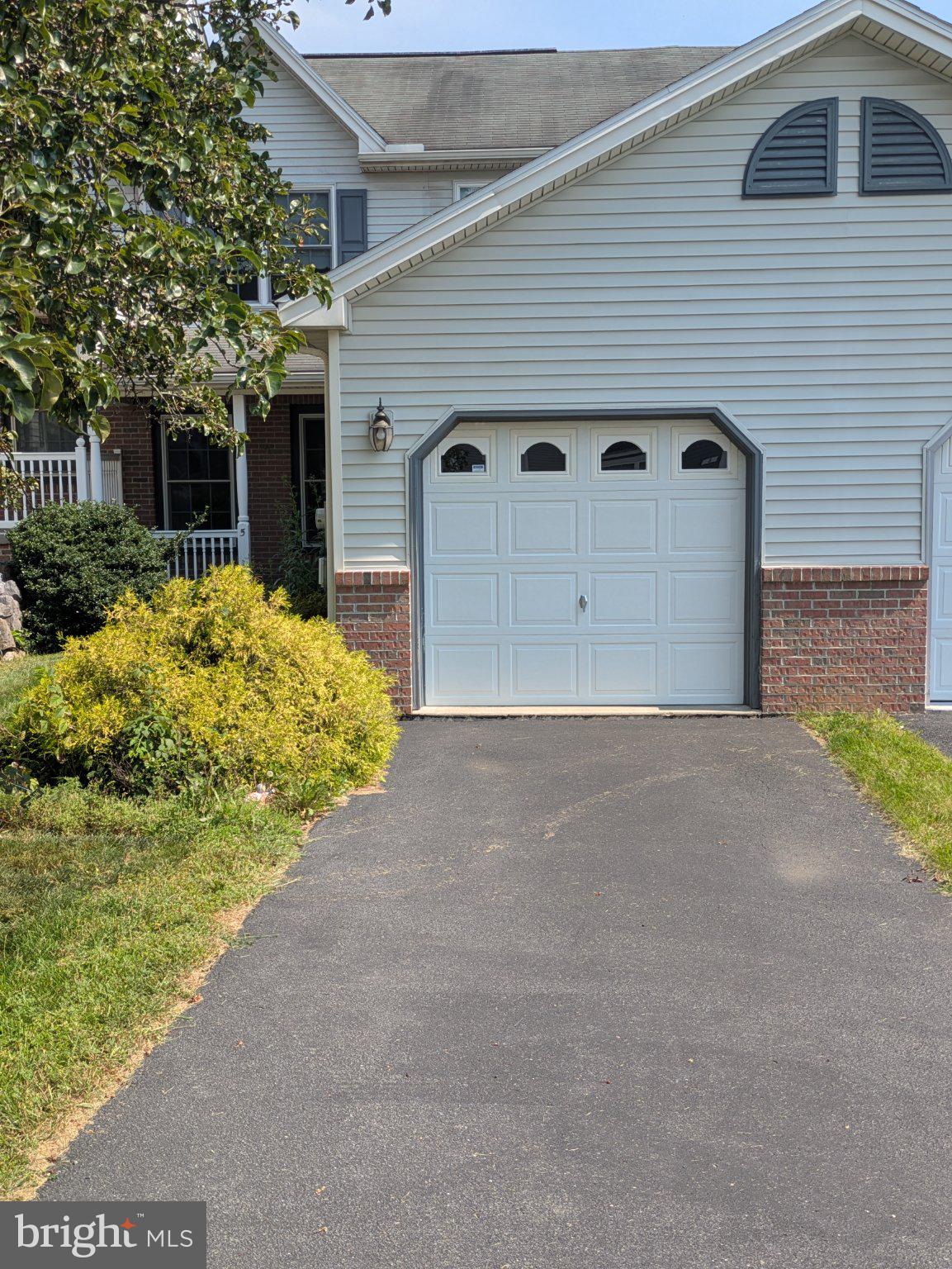 5 LISMORE PLACE