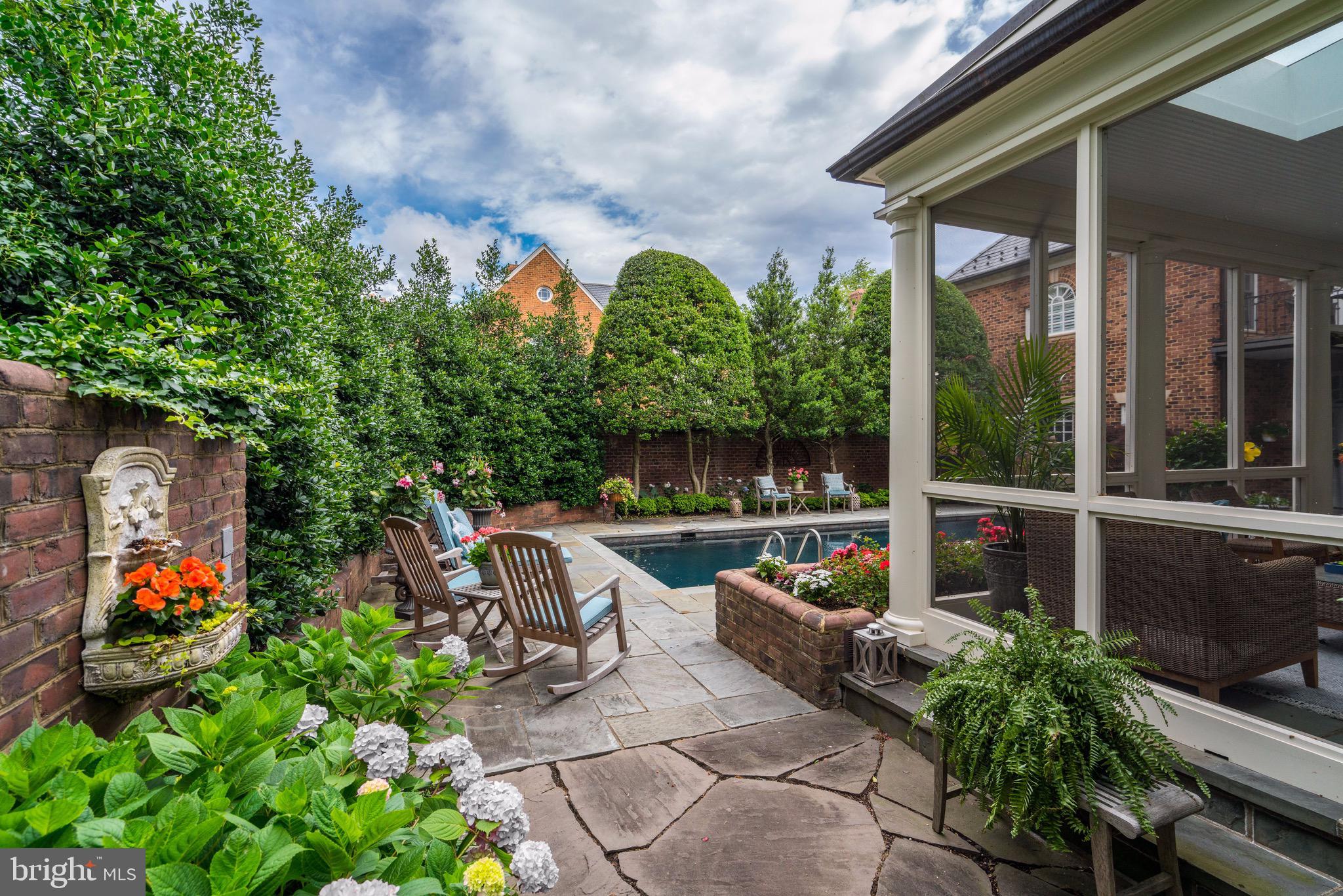 MERRYHILL - Residential