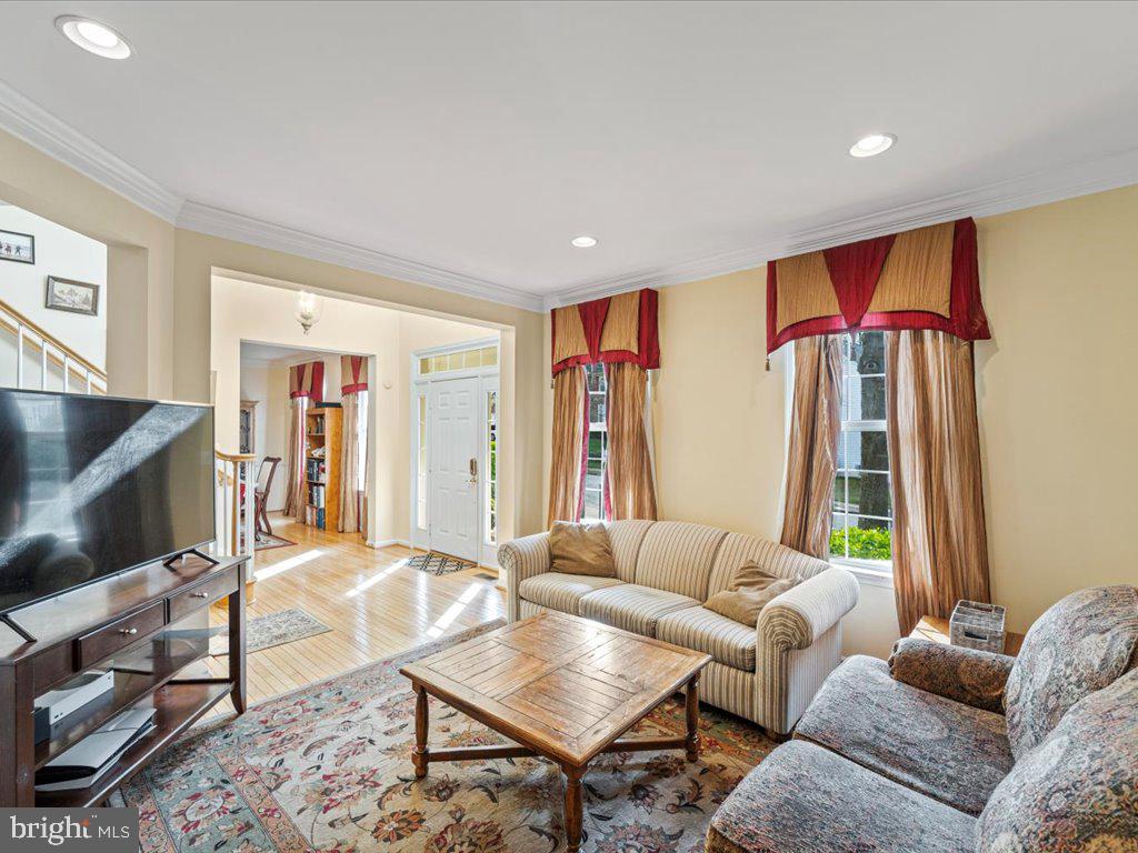 POWELLS LANDING - Residential