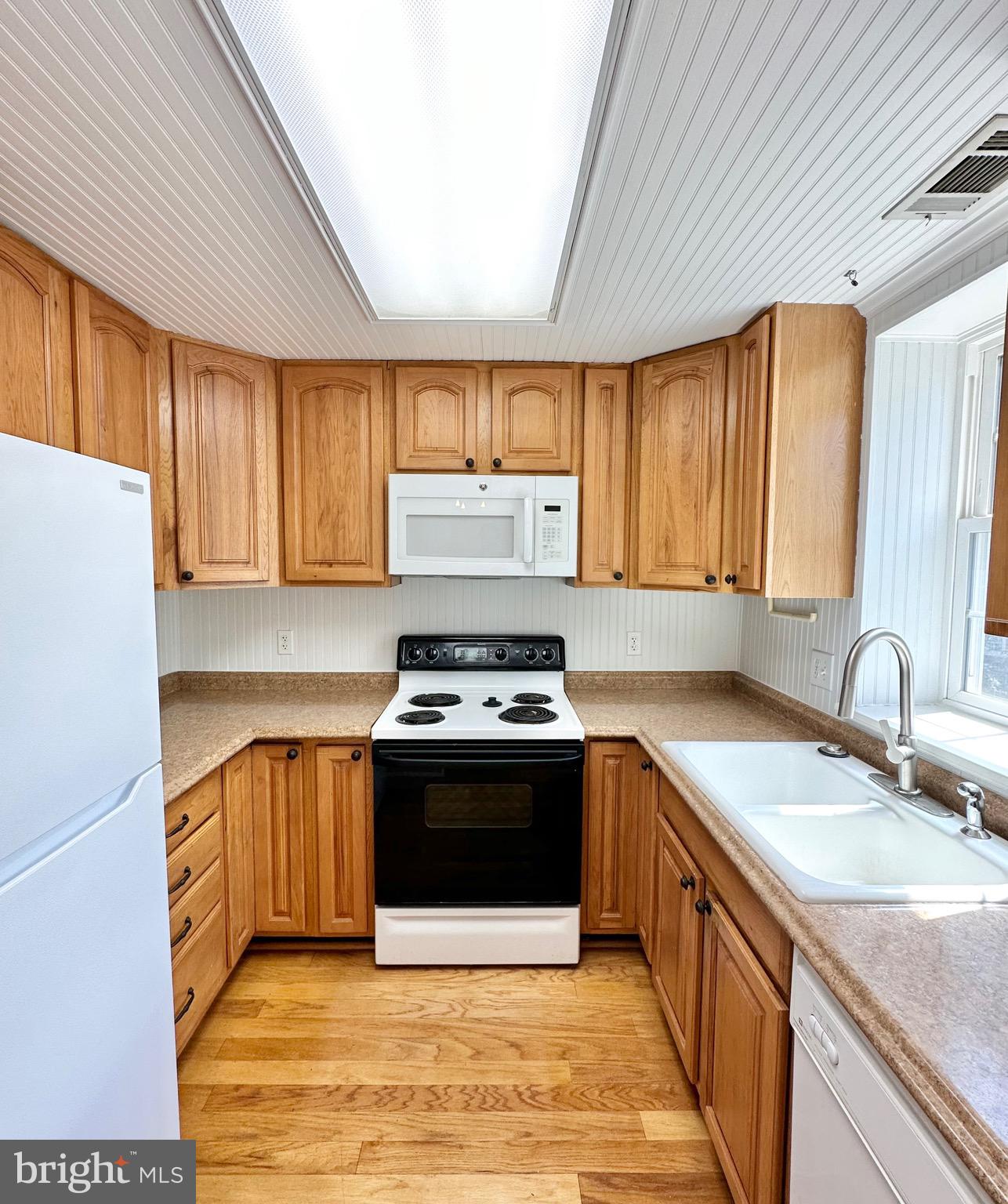 FAIRLINGTON VILLAGES - Residential Lease