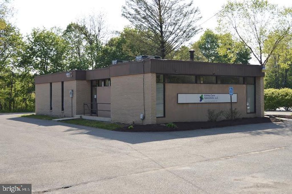 Photo of 693 Port Carbon St Clair Highway, POTTSVILLE, PA 17901 (MLS # PASK2024122)