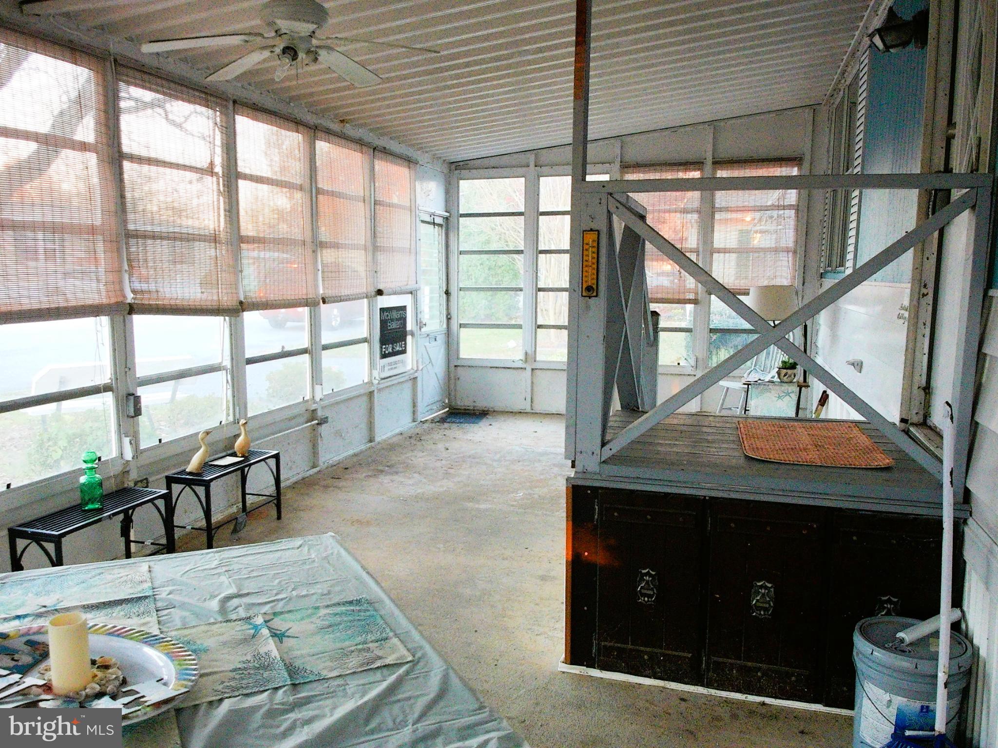 323 JEAN BRADLEY CIRCLE 321