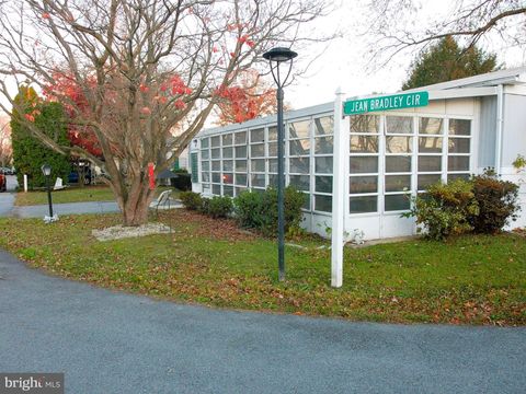 323 JEAN BRADLEY CIRCLE 321 FREDERICA DE 19946