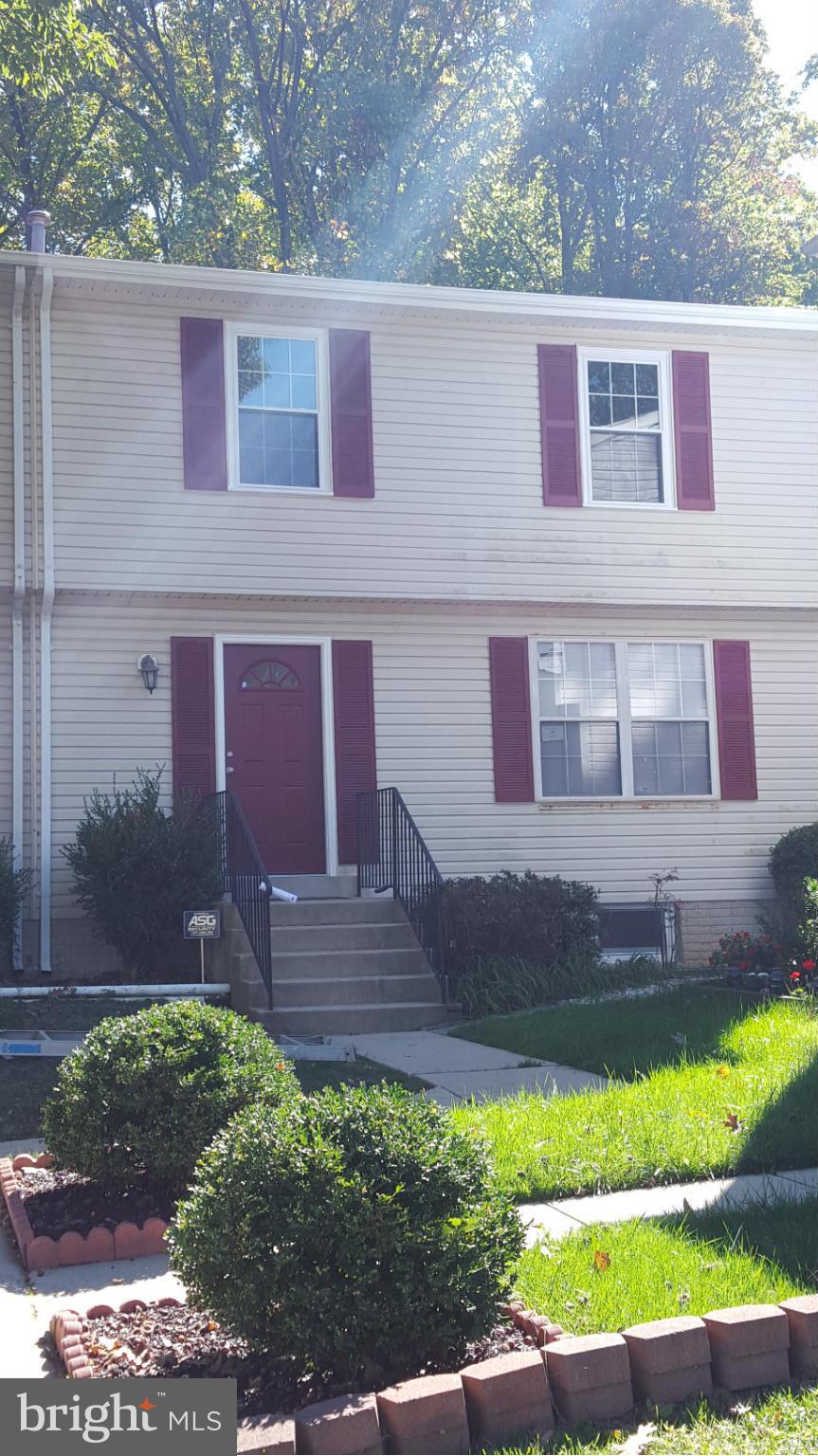 WOW!! GORGEOUS RENOVATED HUGE 3 LEVEL TOWNHOUSE. Hardwood floors, gourmet EAT-IN KITCHEN, with granite stainless and new custom cabinets. Bight and open floor plans. Master suite with full baths. Renovated baths with tiled shower surrounds. New paint and carpet, new HVAC, too many other features to list! QUALIFIES FOR MY HOME GRANT MONEY PROGRAM!