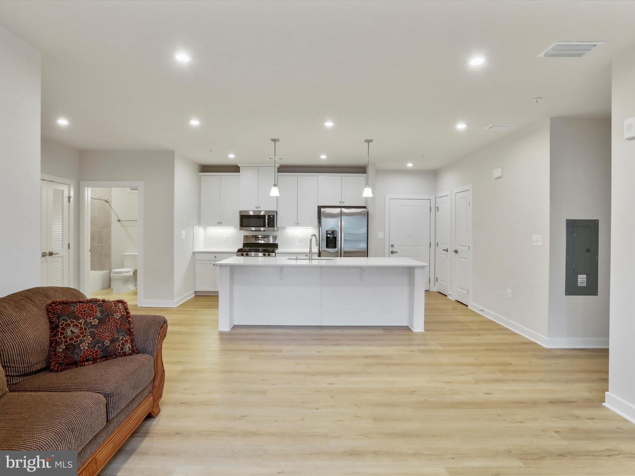 WINCHESTER - Residential