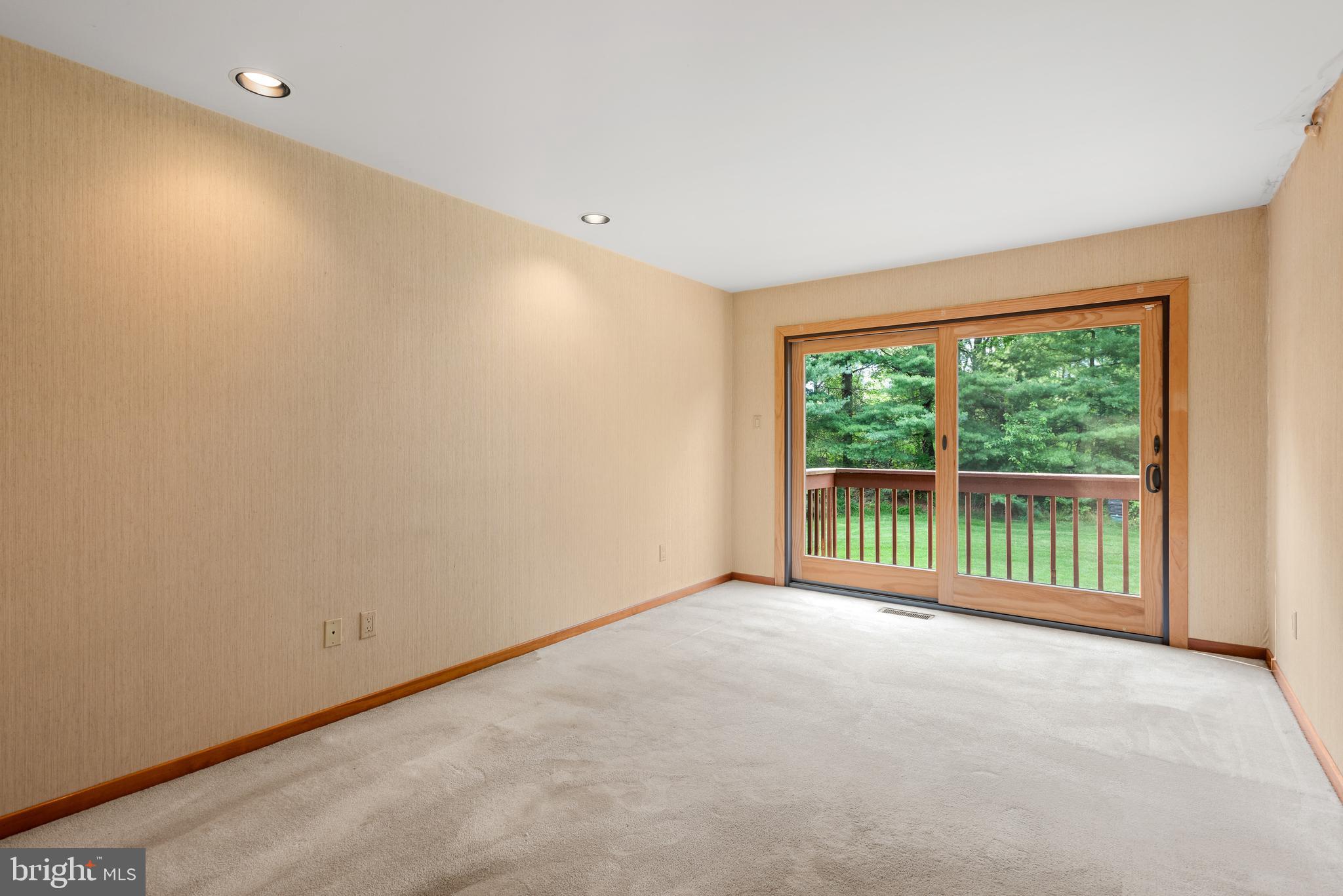 GLENHARDIE - Residential