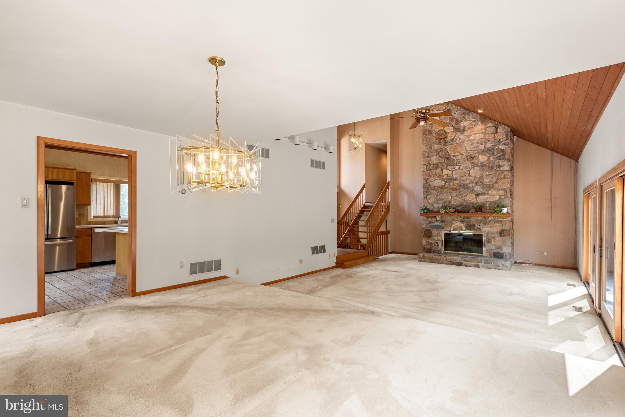 GLENHARDIE - Residential