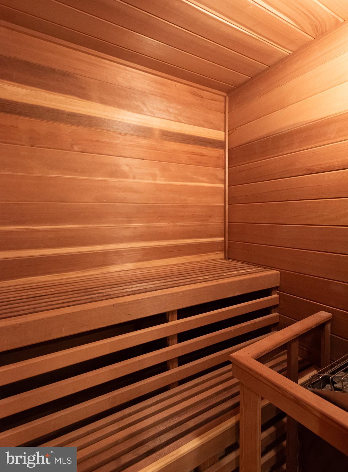 GLENHARDIE - Residential