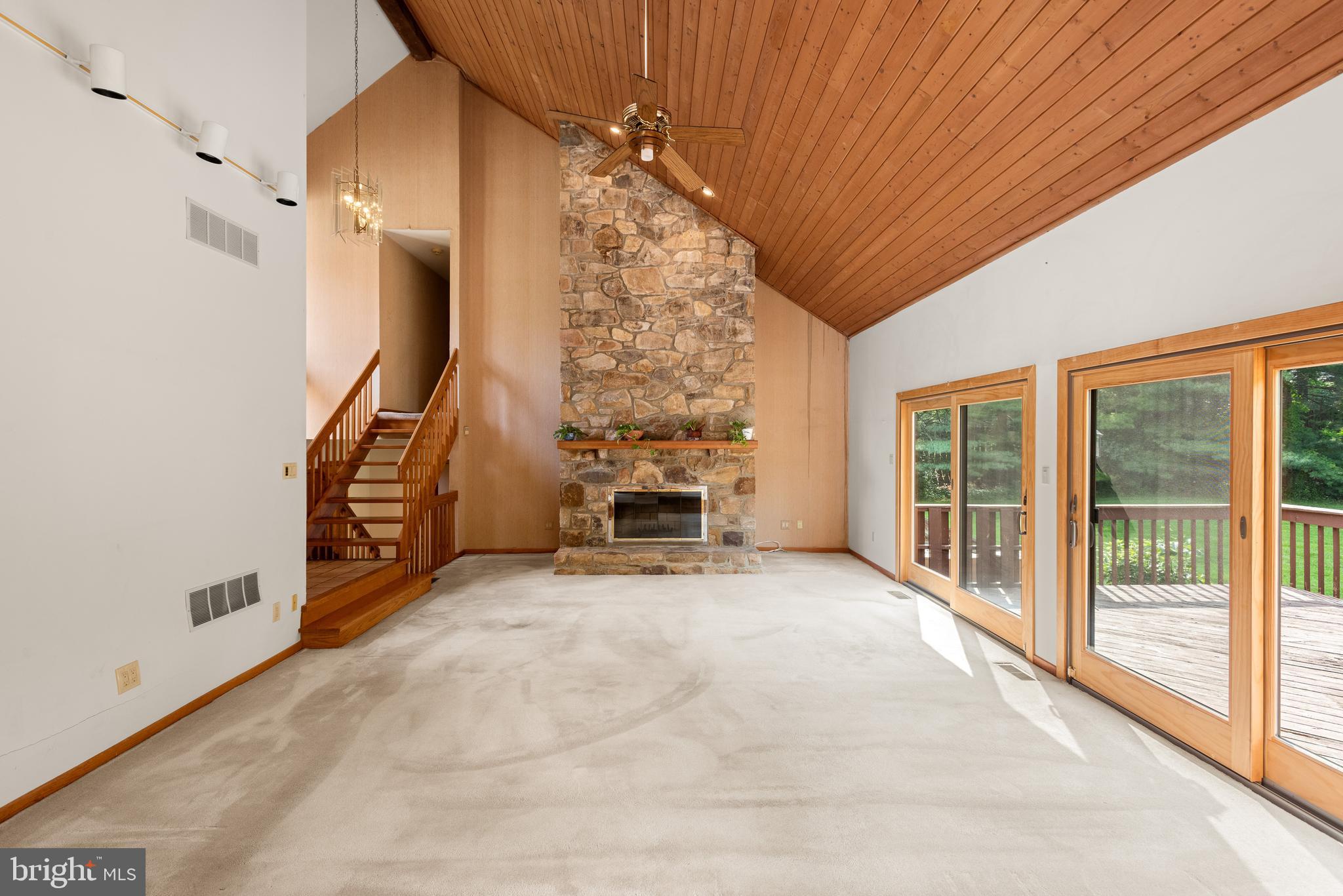 GLENHARDIE - Residential