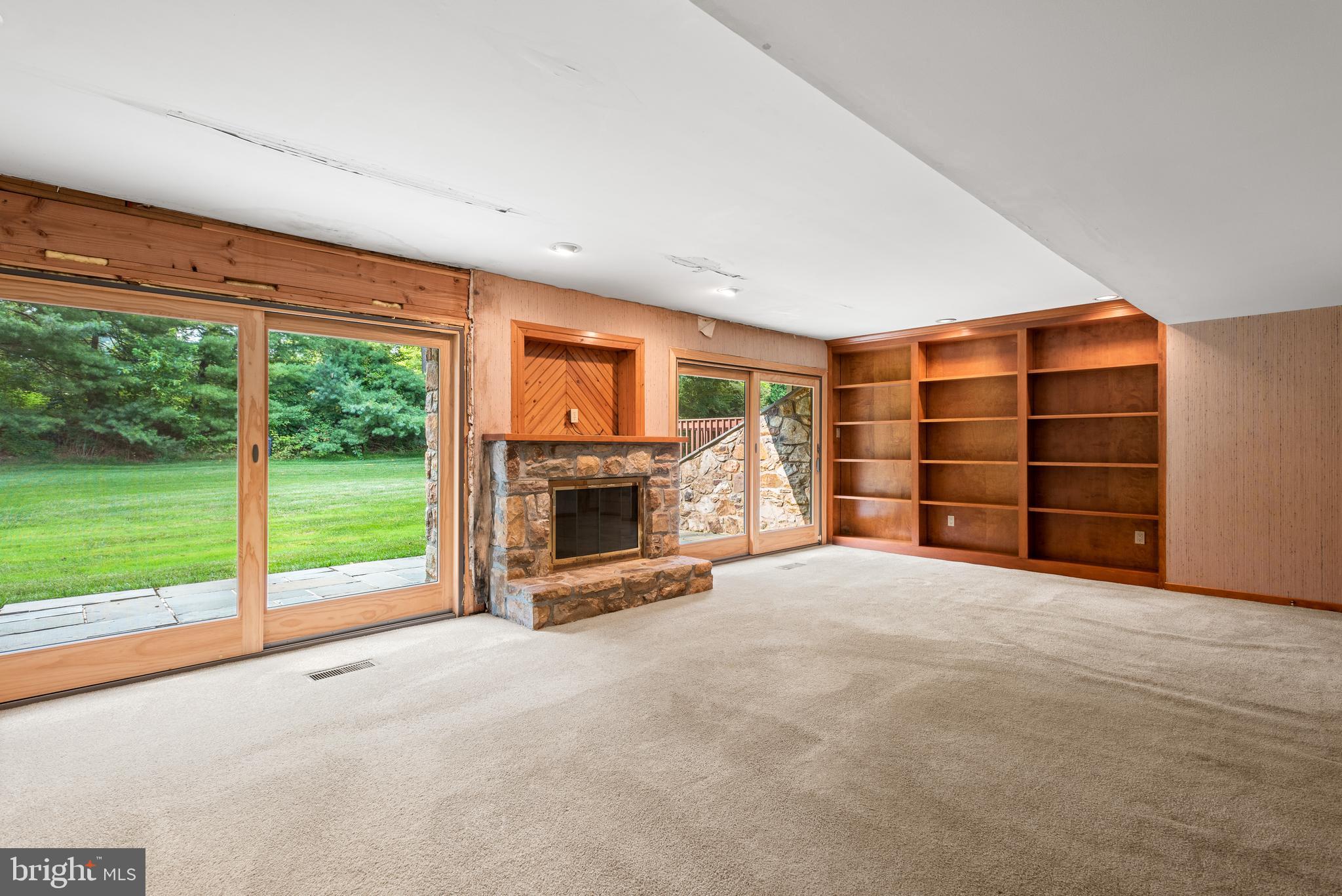 GLENHARDIE - Residential