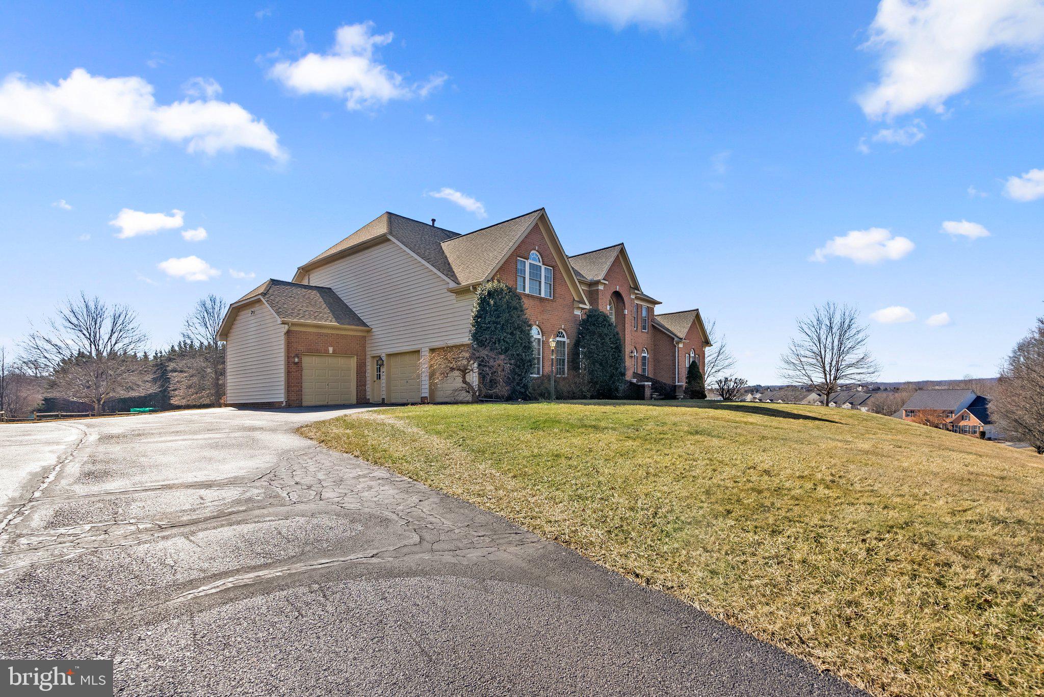 CATTAIL RIDGE - Residential