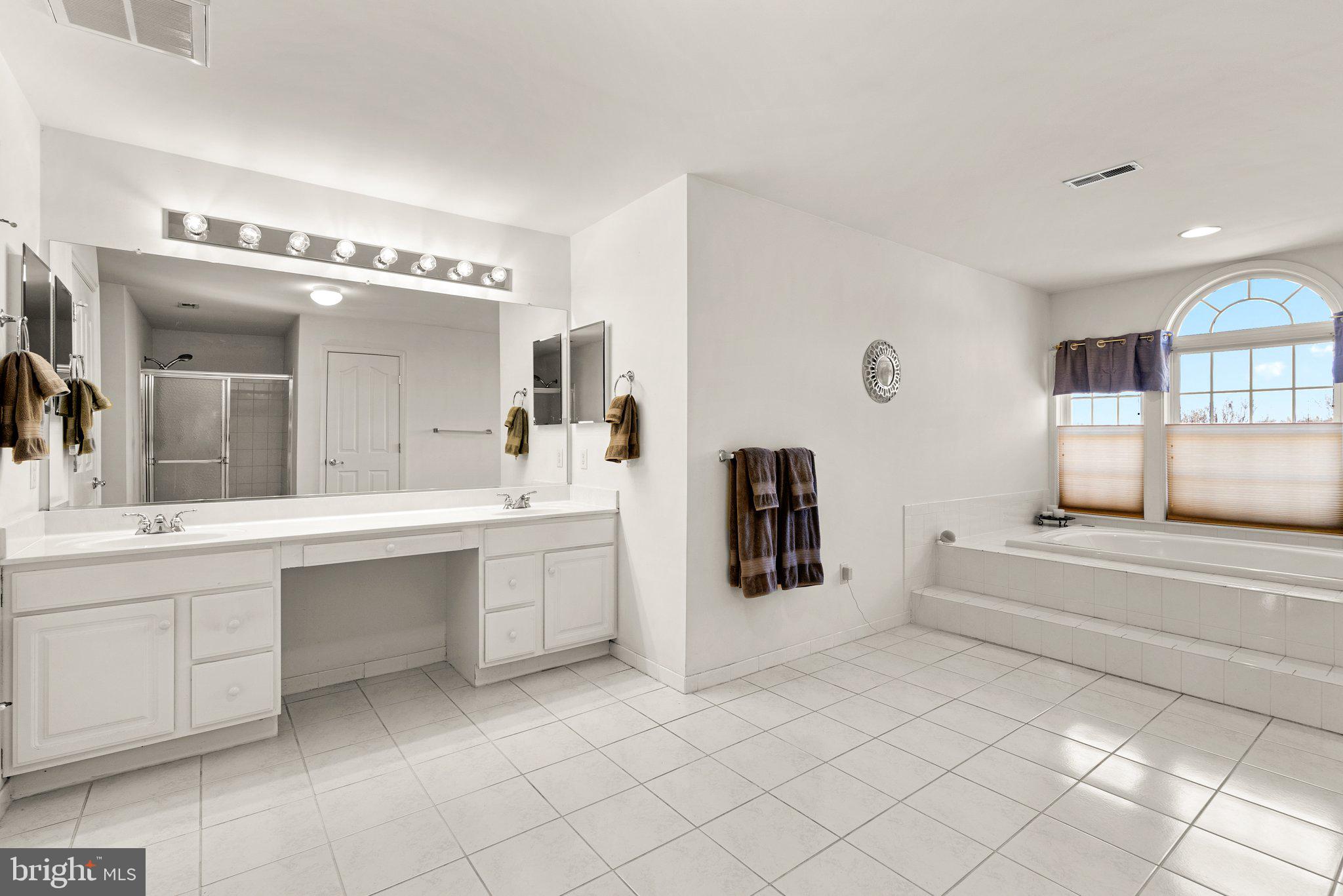 CATTAIL RIDGE - Residential