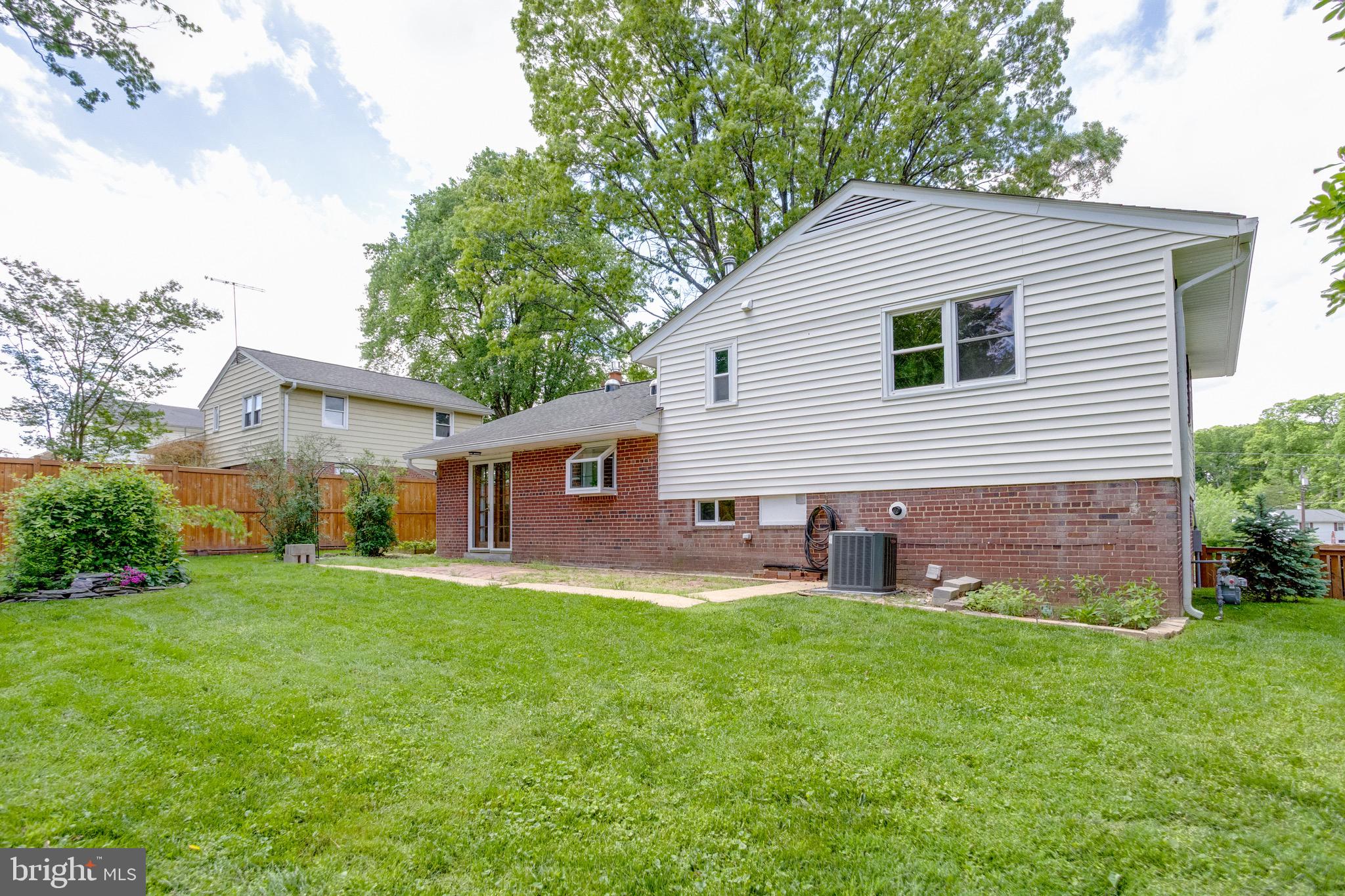 SPRINGFIELD - Residential