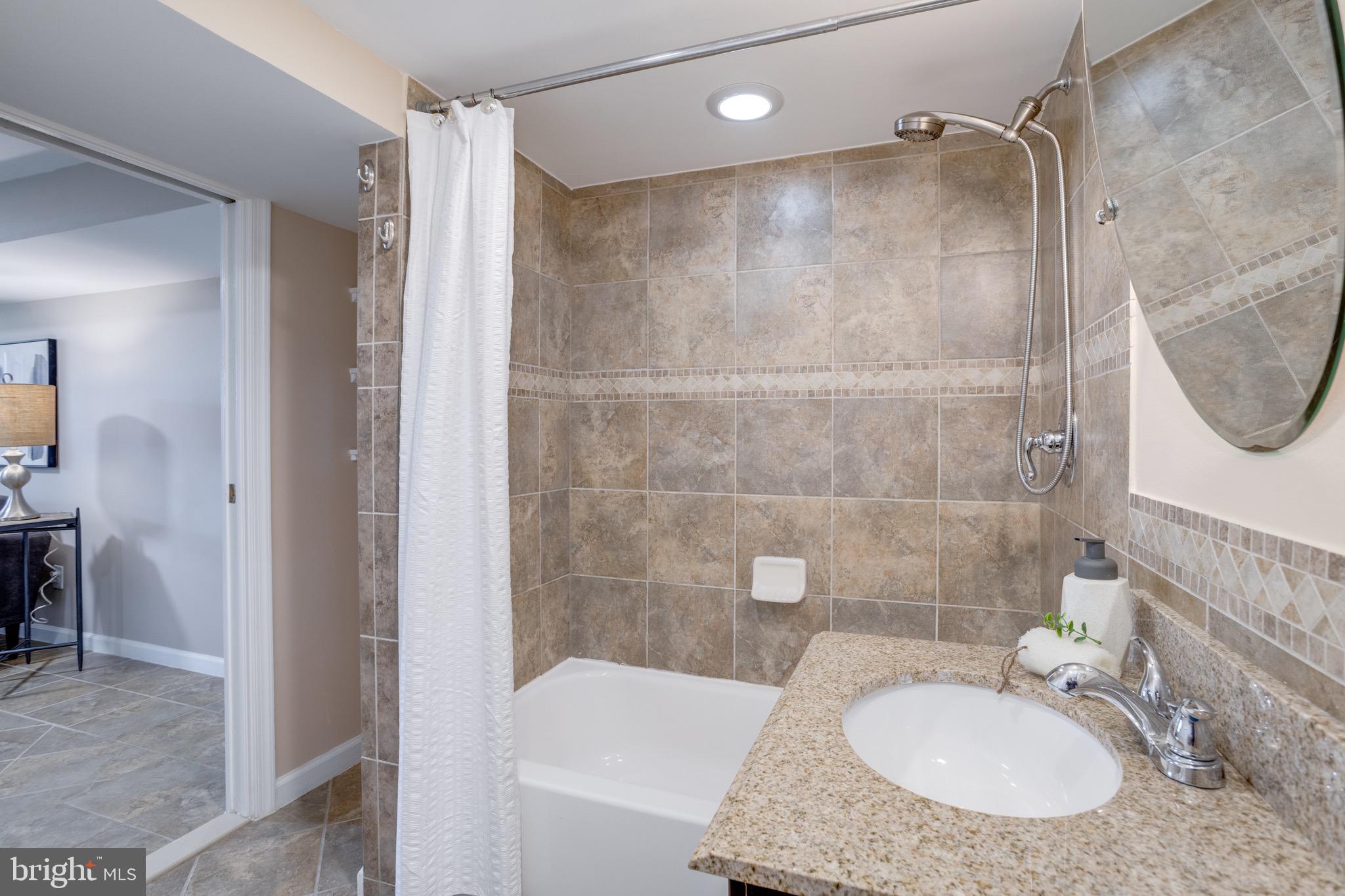 SPRINGFIELD - Residential