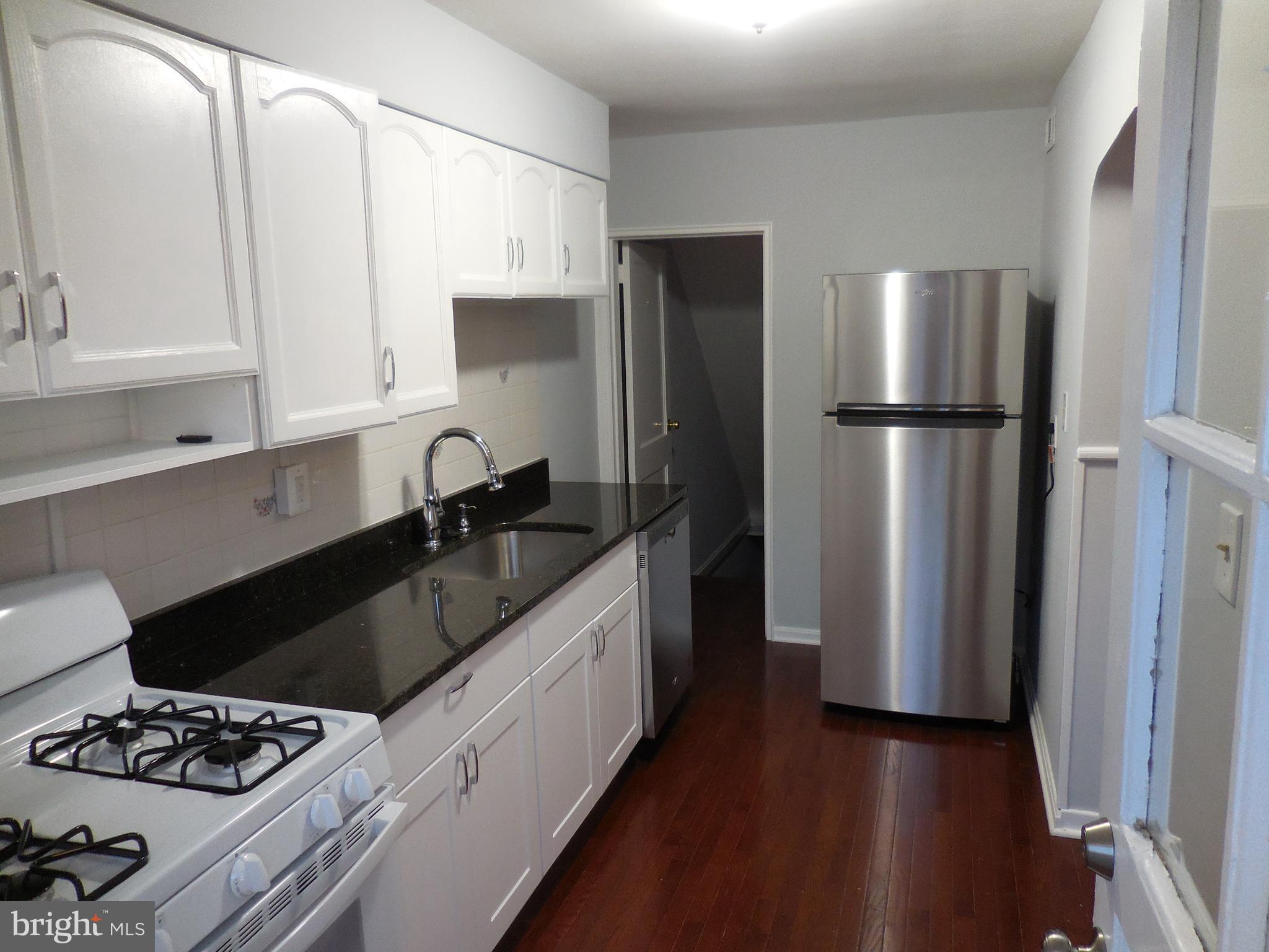 BALLARD GARDENS - Residential Lease