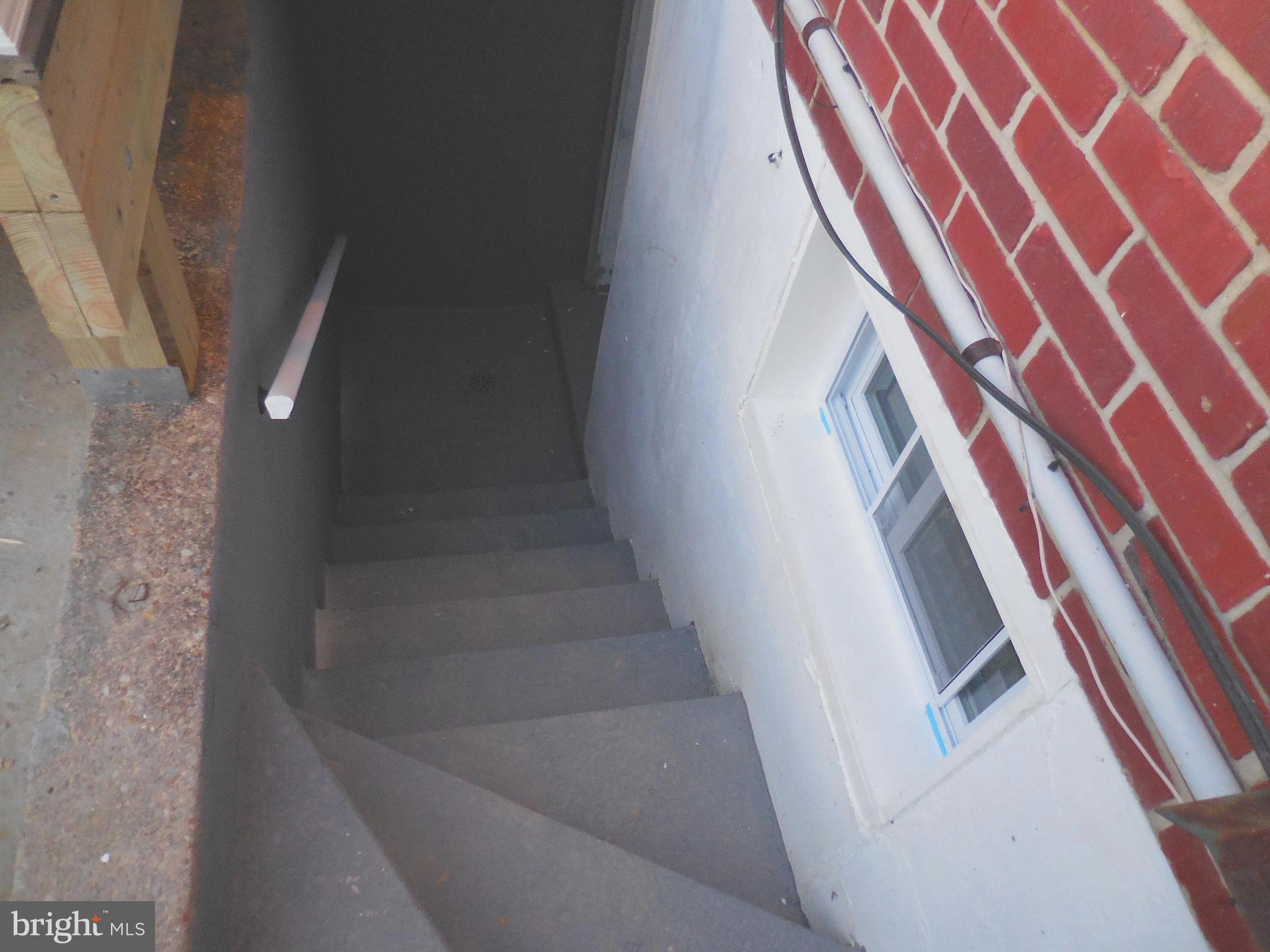 BALLARD GARDENS - Residential Lease