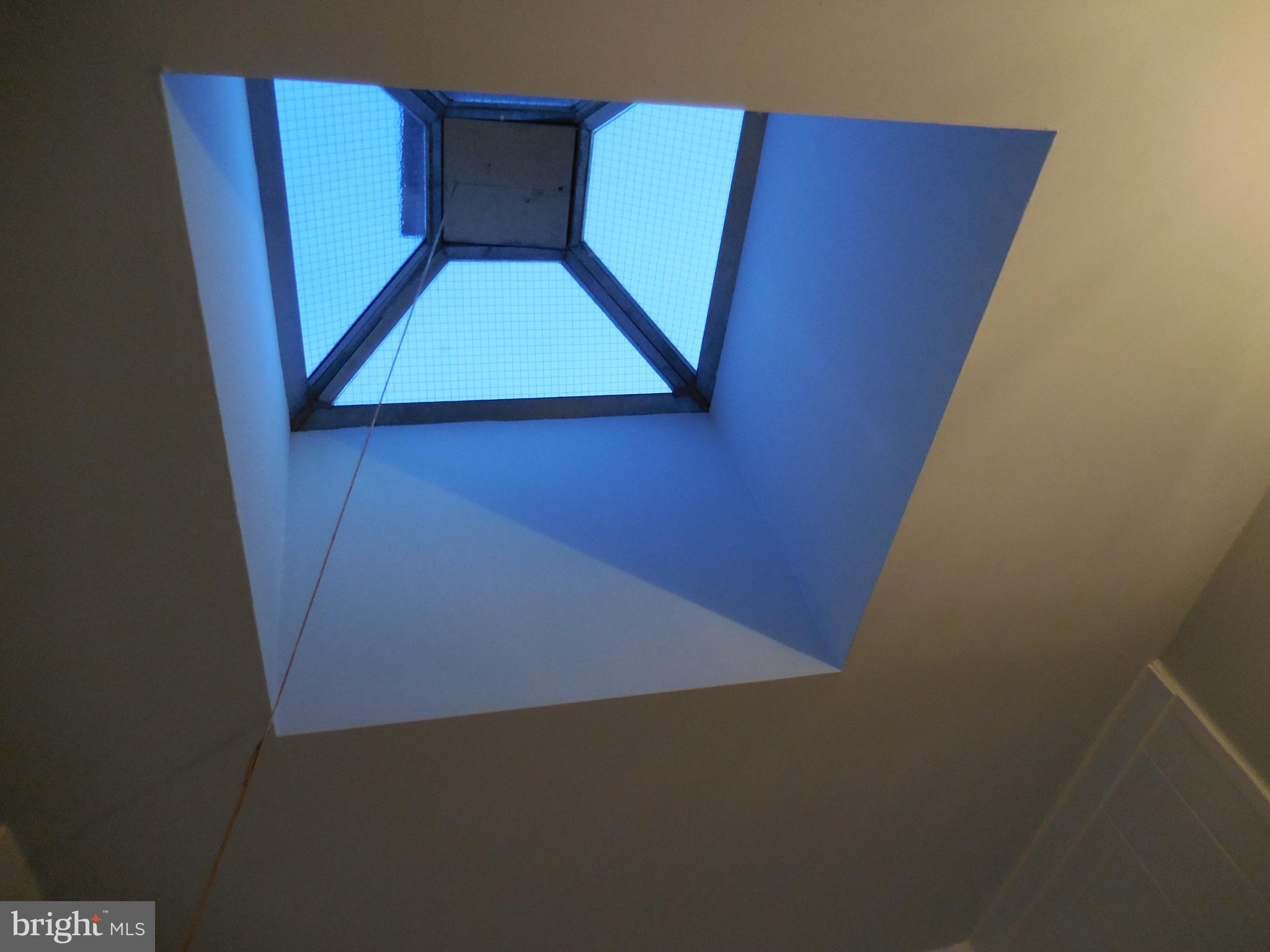 BALLARD GARDENS - Residential Lease