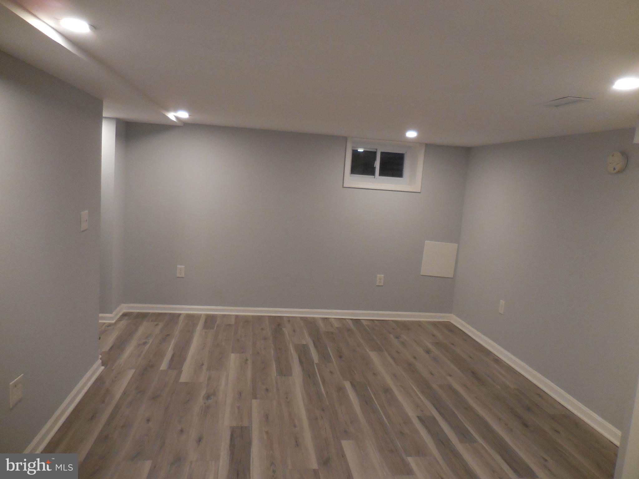 BALLARD GARDENS - Residential Lease