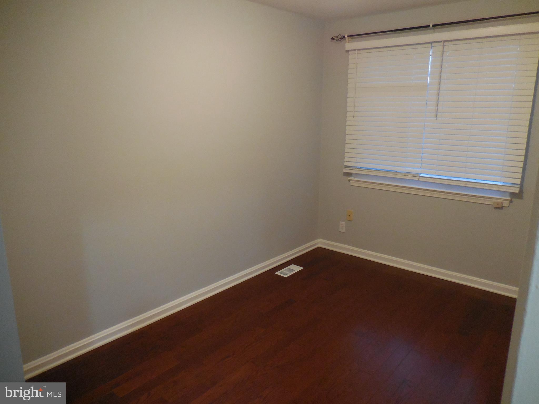 BALLARD GARDENS - Residential Lease