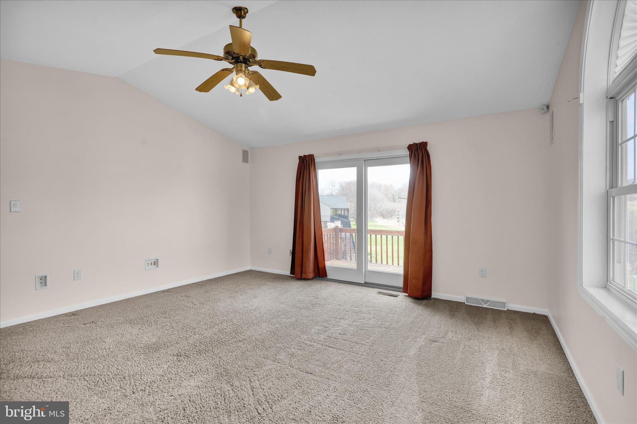 ROSE HILL - Residential