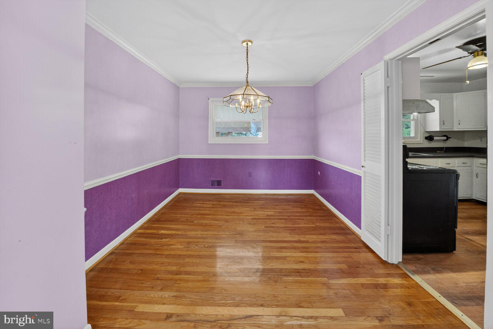 GLENORA HILLS - Residential Lease