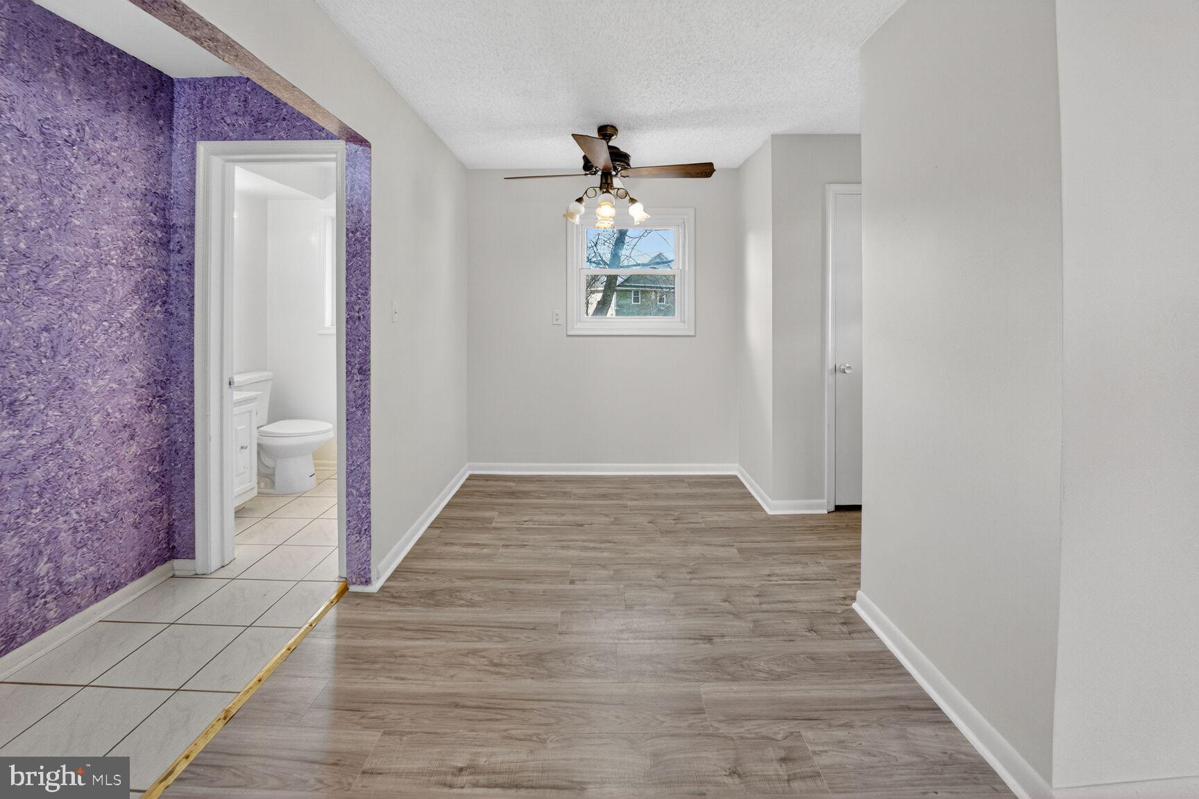 GLENORA HILLS - Residential Lease