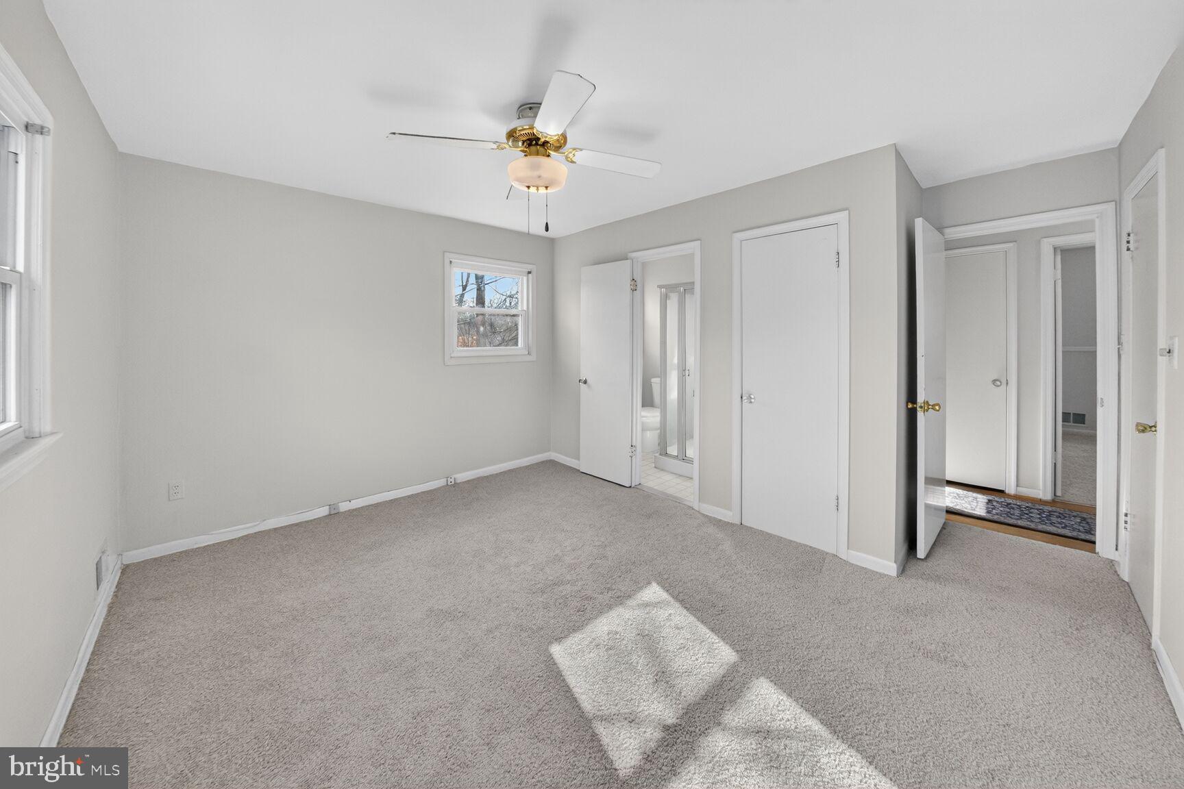 GLENORA HILLS - Residential Lease