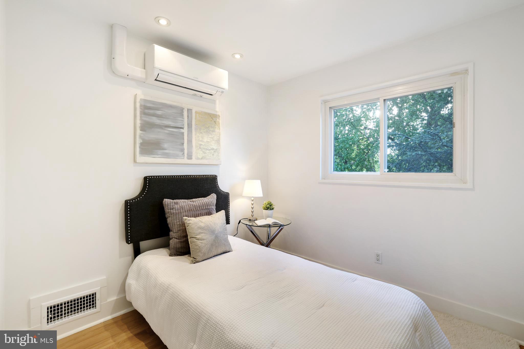 GARRETT FOREST - Residential