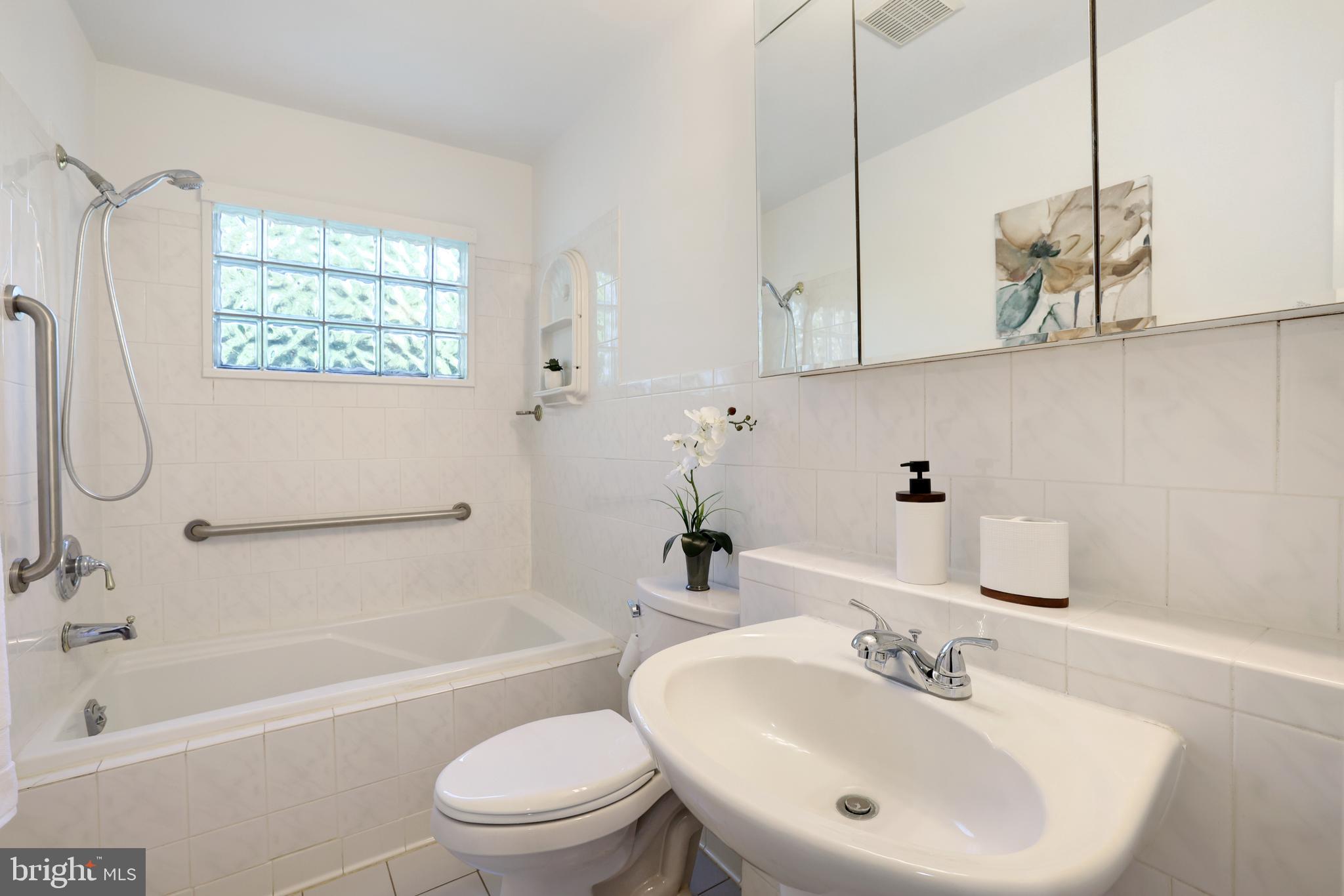 GARRETT FOREST - Residential