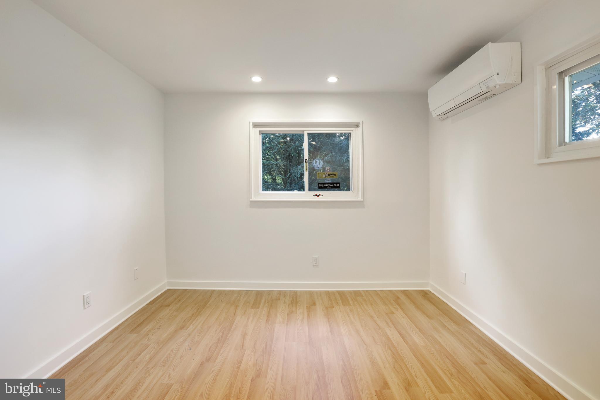 GARRETT FOREST - Residential