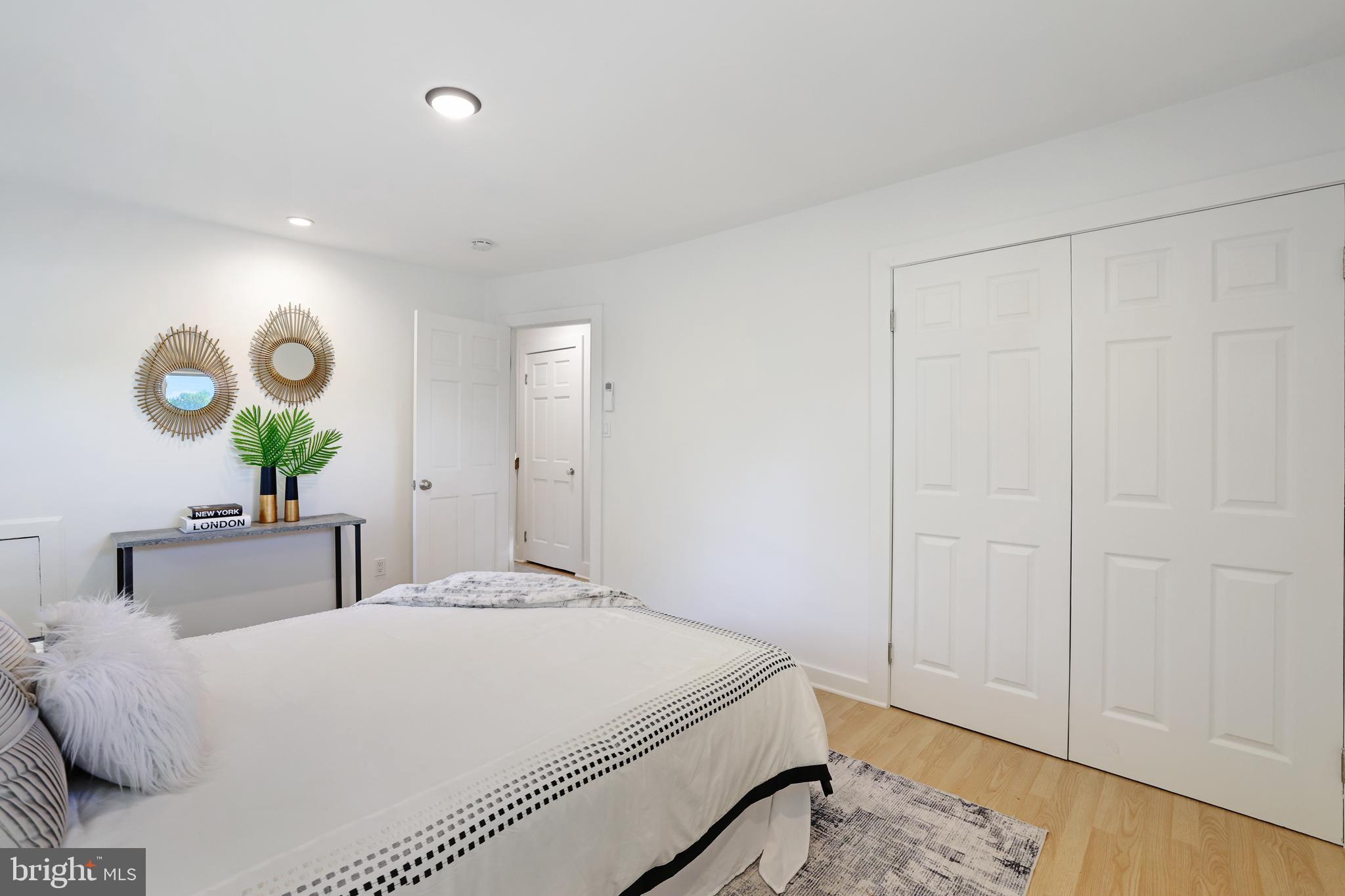 GARRETT FOREST - Residential