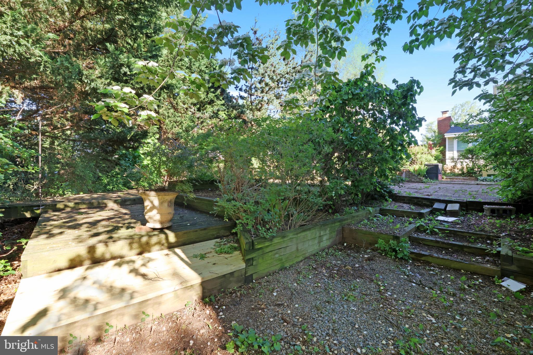 GARRETT FOREST - Residential